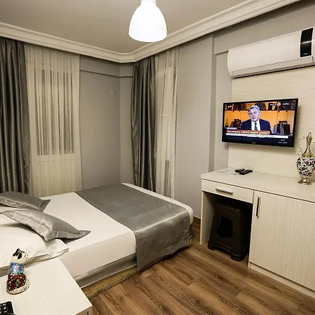 Отель Papillonada 3*